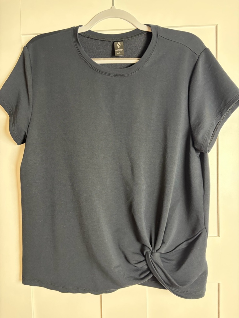Skechers Short-Sleeve Twist-Knot Tee - Black